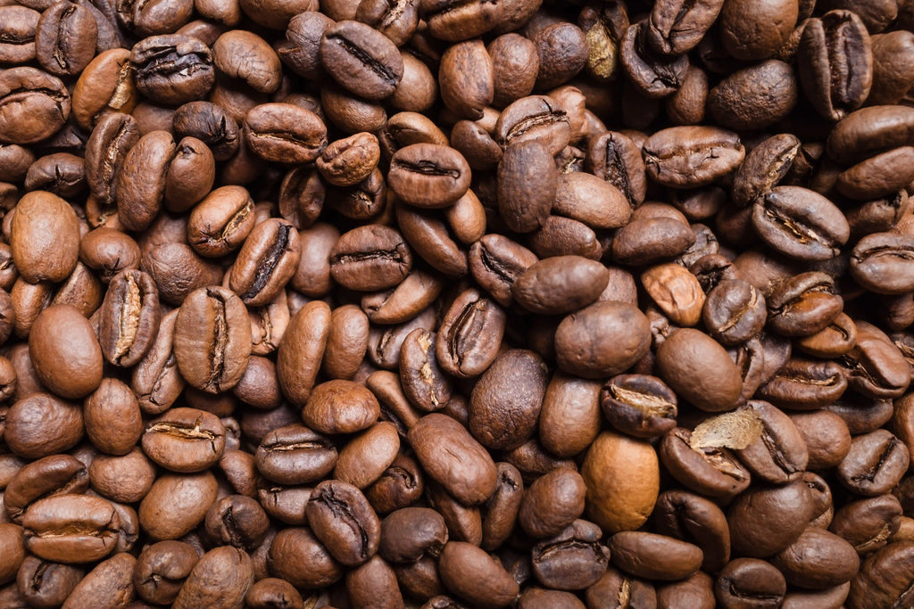 Photo des grains de café d'Ethiopie, torréfiés selon la méthode et recette GUS.